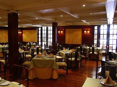 Plaza El Bosque San Sebastian