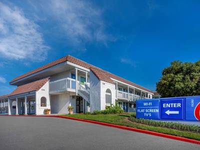Motel 6 Santa Barbara - Carpinteria South