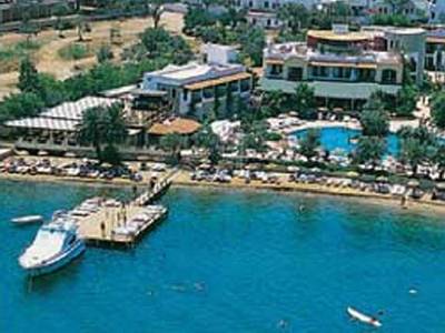 Izer Hotel & Beach Club