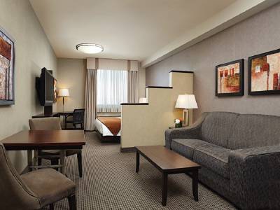 Acclaim Hotel Calgary Airport