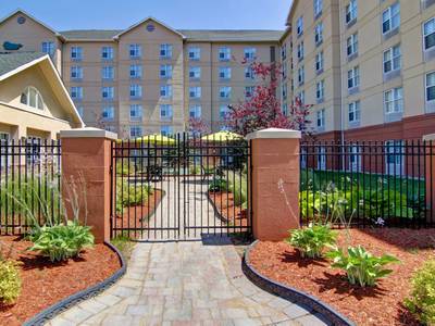 Homewood Suites Toronto-Mississauga