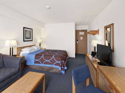 Super 8 Swift Current