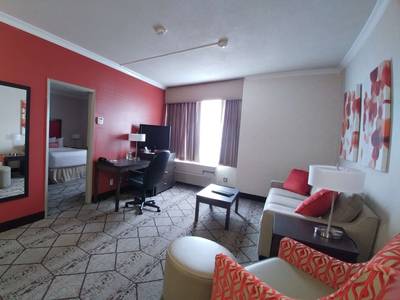 Best Western Plus Rose City Suites