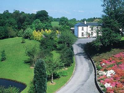 Ross Lake House Hotel Ross Lake House Hotel (Foto)