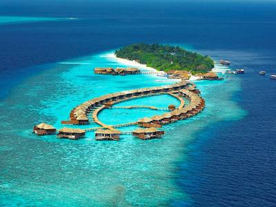 Lily Beach Resort & Spa Huvahendhoo