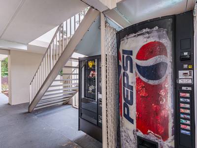 Motel 6 Cleveland TX