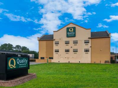 Quality Inn & Suites