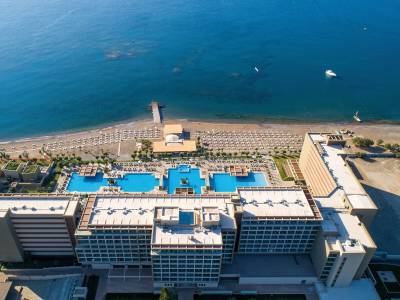 lti Amada Colossos Resort