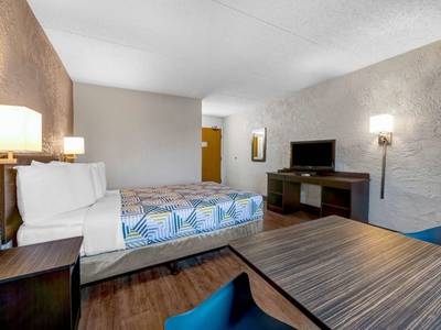 Motel 6 Elk Grove Village - O'Hare