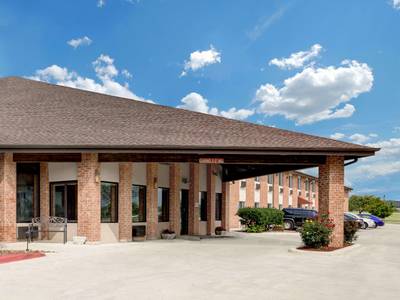 Baymont Inn & Suites San Marcos