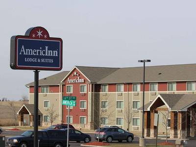 AmericInn Lodge & Suites Cedar Rapids - Airport