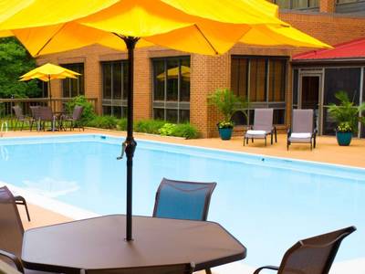 Wyndham Garden Williamsburg Busch Gardens Area