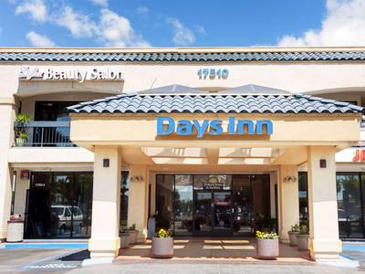Days Inn & Suites Artesia