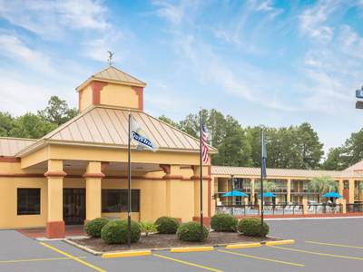 Days Inn Orangeburg South
