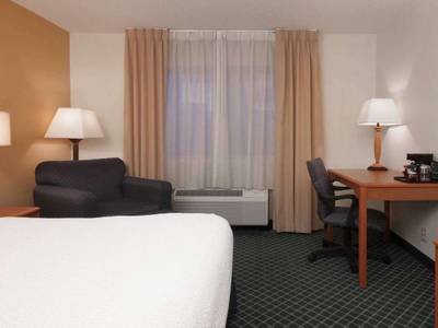 Baymont by Wyndham Coon Rapids