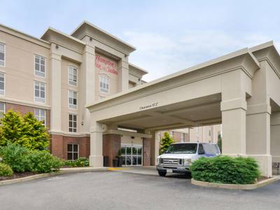 Hampton Inn & Suites Plymouth