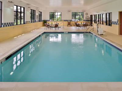 Hampton Inn & Suites St. Louis-Edwardsville