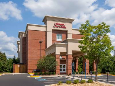 Hampton Inn & Suites Herndon-Reston
