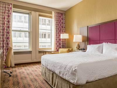 Hampton Inn Majestic Chicago Theatre District