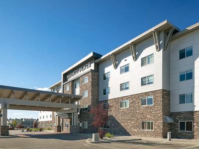 Holiday Inn Express & Suites Fairbanks