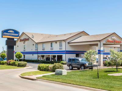Howard Johnson Express Inn - Wichita