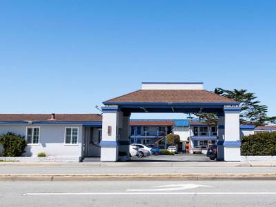 SureStay Hotel by Best Western Seaside Monterey