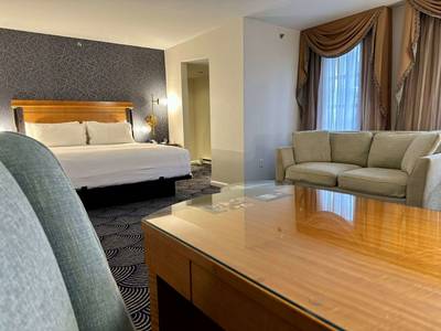 Inn at Great Neck, BW Premier Collection