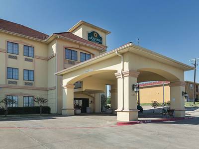 La Quinta Inn & Suites Alvarado