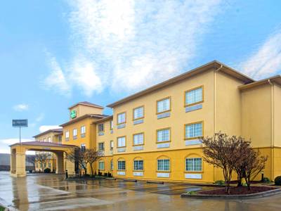 La Quinta Inn & Suites Fort Smith