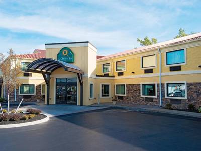 La Quinta Inn Buffalo Airport