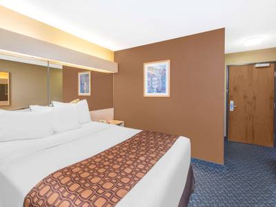 Microtel Inn & Suites Independence