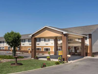 Super 8 Motel - Baker City