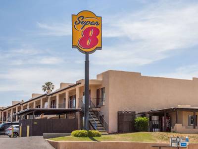 Super 8 Barstow