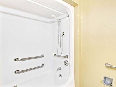 Super 8 Motel - Brockton