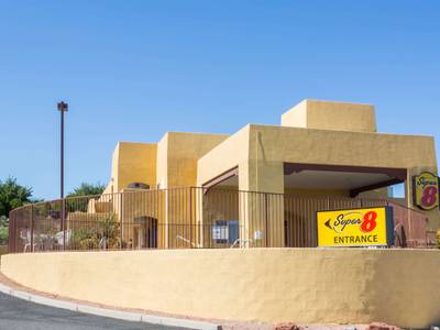 Super 8 Motel - Cottonwood