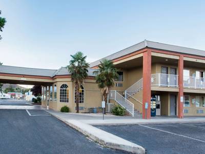 Super 8 Hurricane Zion National Park
