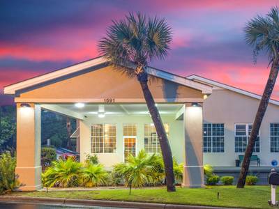 Super 8 N. Myrtle Beach/Cherry Grove