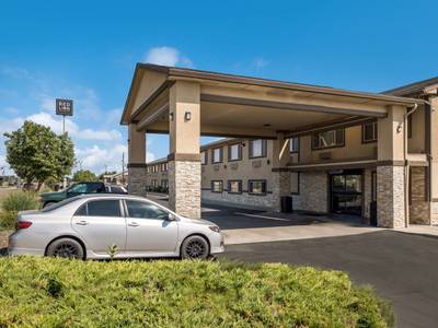 Red Lion Inn and Suites Ontario