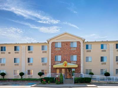 Super 8 Motel - Plano/Dallas Area