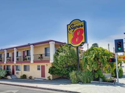 Super 8 Motel - Santa Cruz/Beach/Boardwalk East
