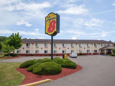 Super 8 Motel - Sidney