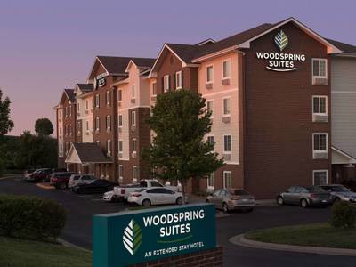 Value Place Kansas City (Lenexa)