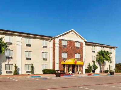 Super 8 Waco University Area