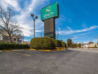 Quality Inn & Suites
