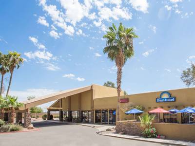 Days Hotel Peoria Glendale Area