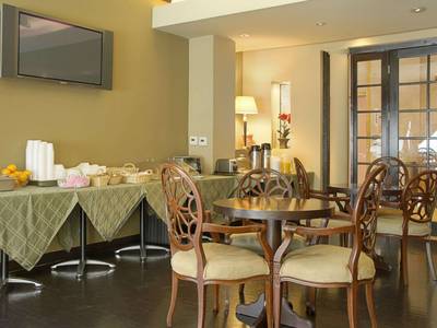 Ramada Los Angeles/Wilshire Center