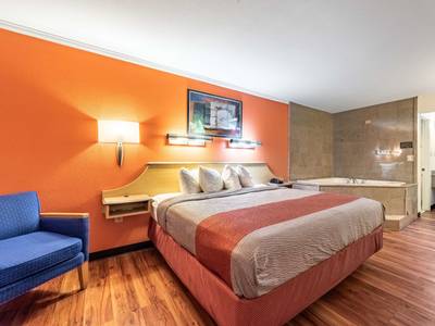 Motel 6 Gatlinburg Smoky Mountains