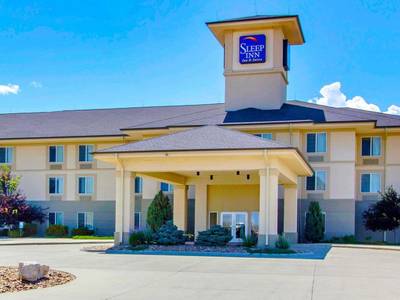 Sleep Inn & Suites