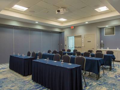 Hilton Garden Inn Myrtle Beach / Coastal Grand Mall