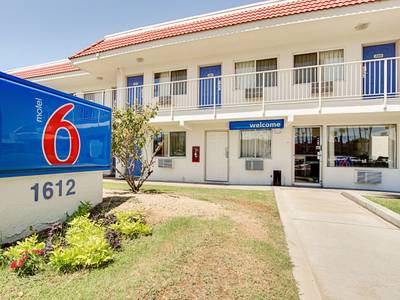 Motel 6 Scottsdale South